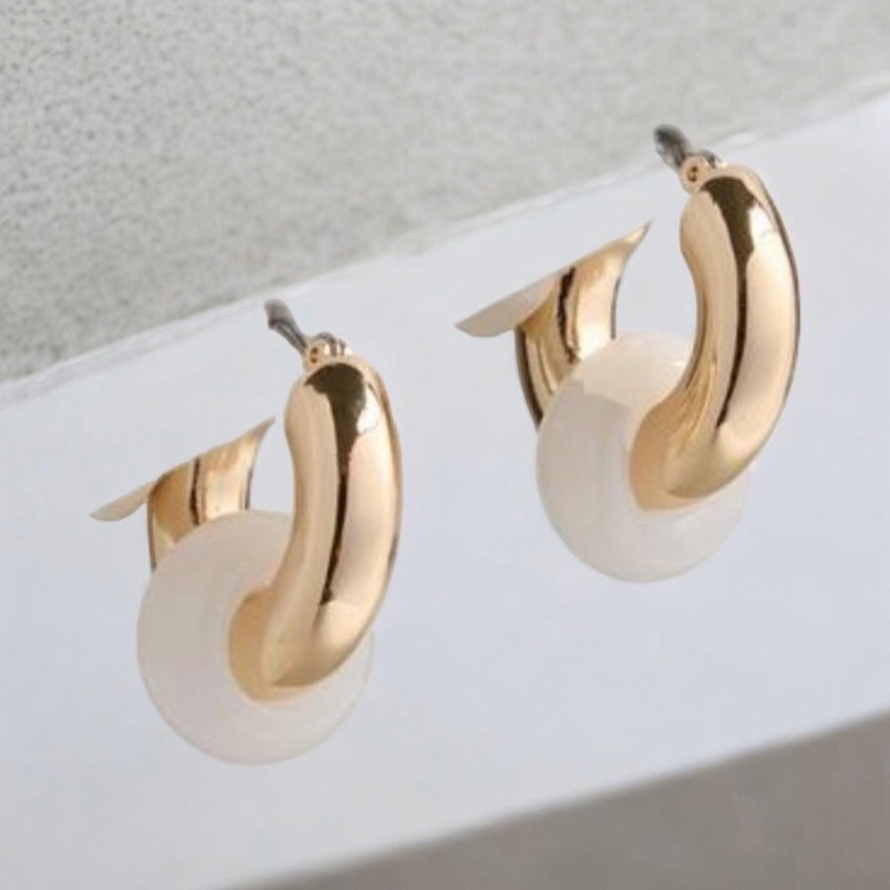 Women's Gold Hoop Resin Earrings